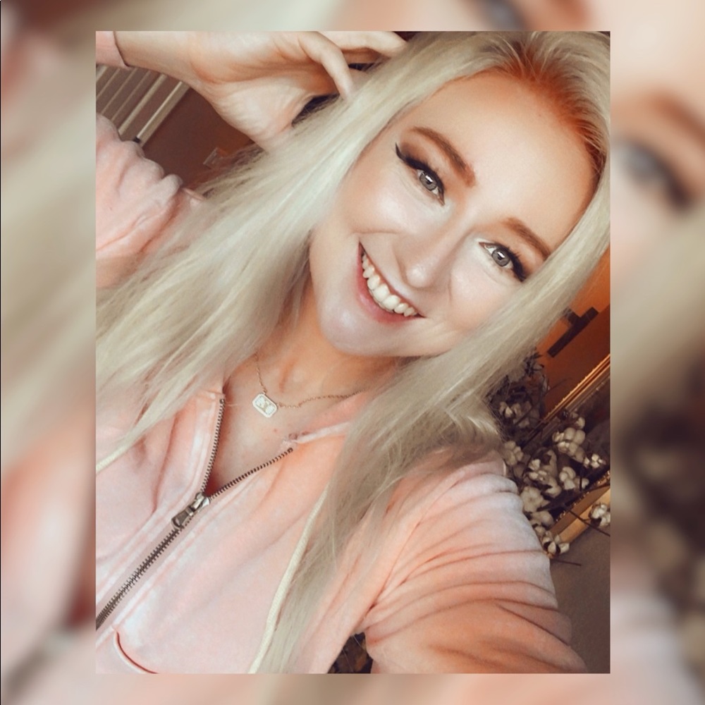 Meet your Posher, Hannah